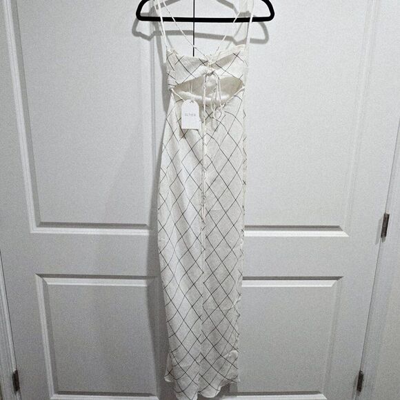 New Rumer The Label - M -  Quinn Bias Cut Out Maxi Dress In Ivory $299 - Picture 9 of 12